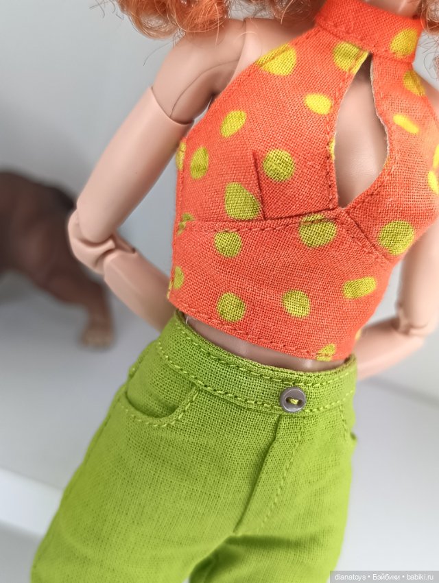 Одежда для Барби брюки и блузка с декольте (фото 10)