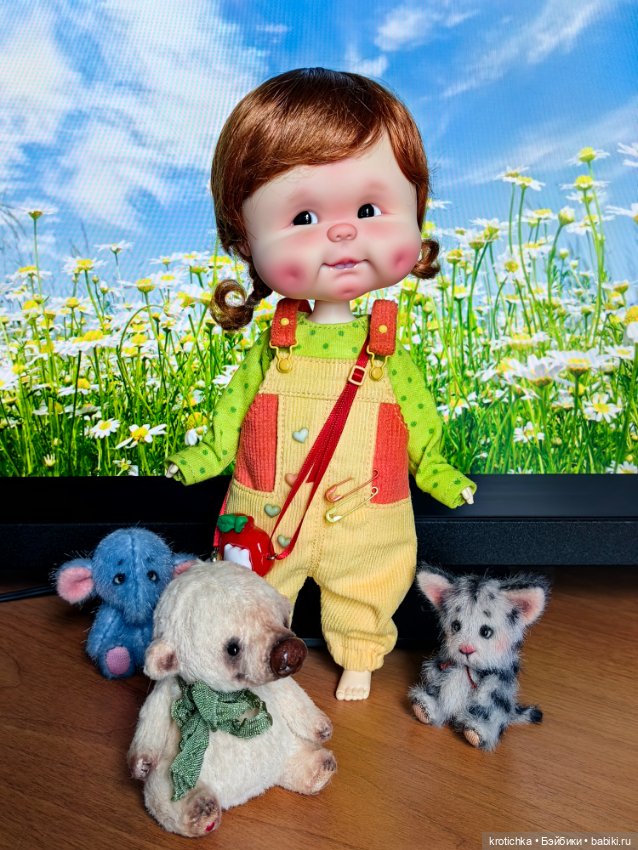 Иришка - крошка на теле Monst xiaomi (фото 4)