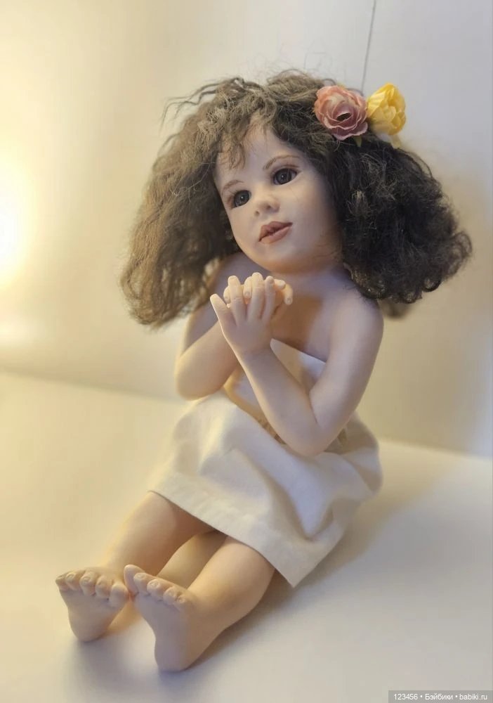 Девочка из трио Girl tolk от Laura Lee Wambach