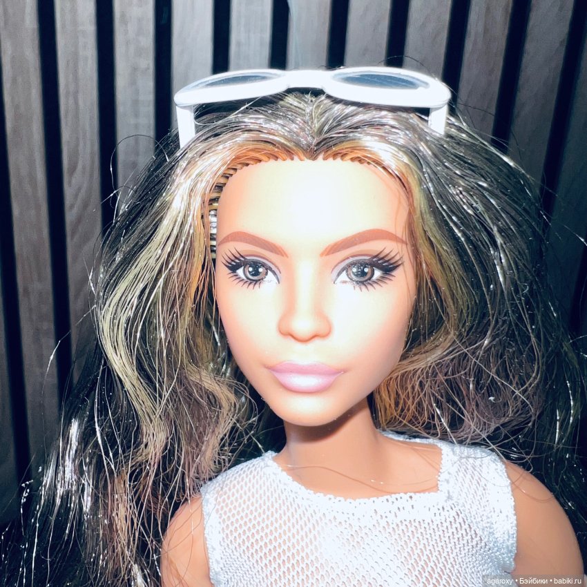 Barbie Лукс Лина — Игровые куклы (фото 2)