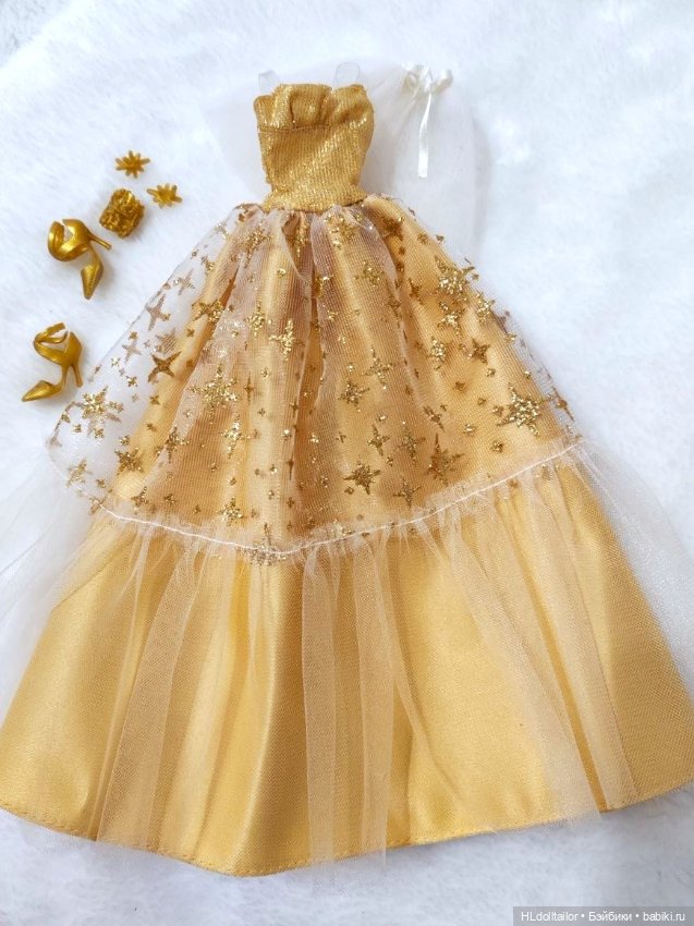 Продам платье с аксессуарами 2023 Holiday Barbie