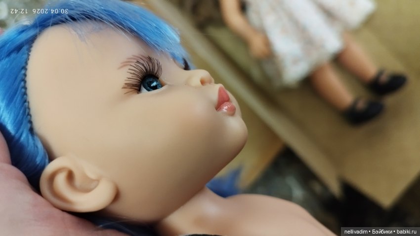 Кукла Лиу с голубыми волосами от Паола Рейна ( Paola Reina ) (фото 2)