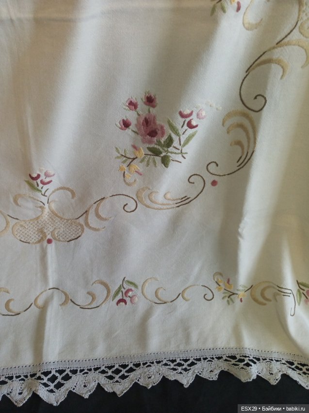 Красивая винтажная скатерть с вышивкой (фото 8)