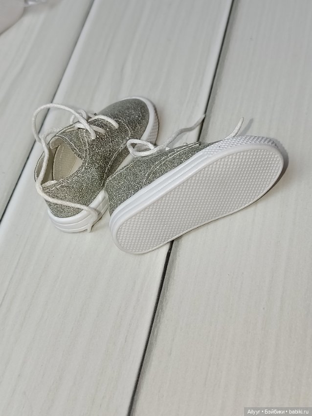 Фирменная обувь Ruby Red для кукол ростом 37см (фото 7)