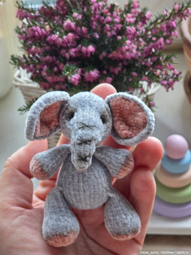 Вязаный слоник для кукол — Аксессуары для кукольных фотосессий (фото 3)