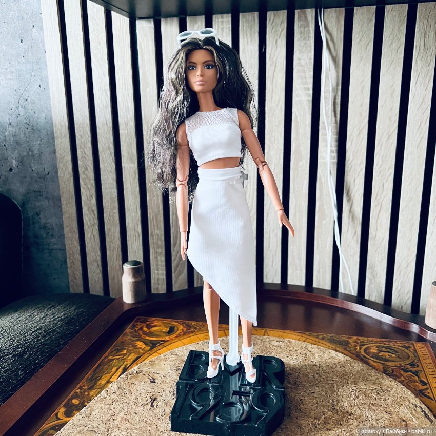 Barbie Лукс Лина — Игровые куклы (фото 4)