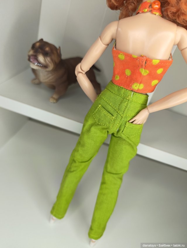 Одежда для Барби брюки и блузка с декольте (фото 6)