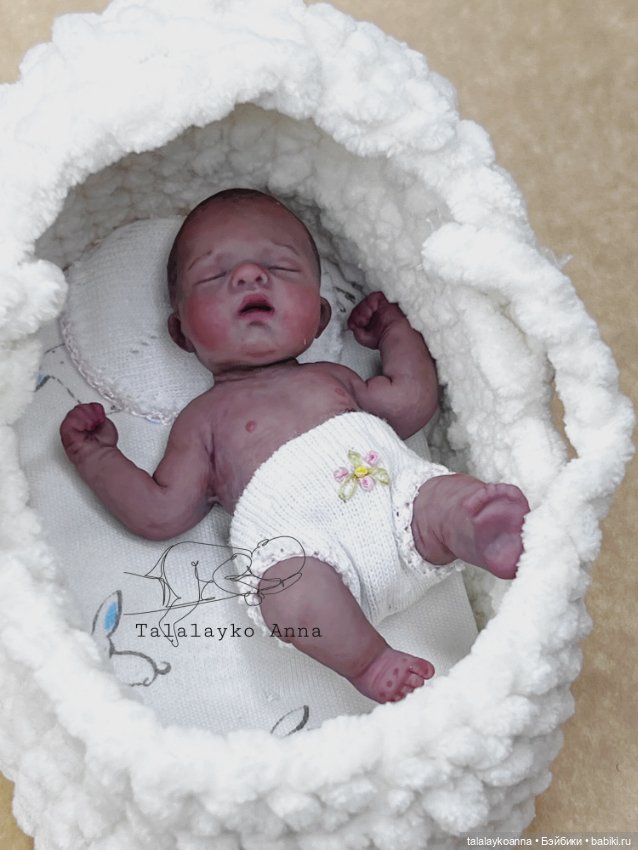 Силиконовая кукла Amely 5 (фото 2)