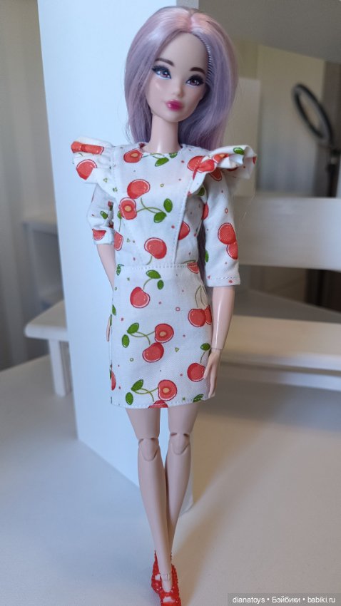 Платье для Барби одежда для кукол формата 1:6 (фото 5)