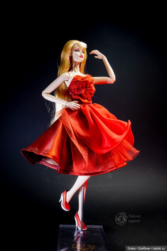 Красное коктейльное платье для Integrity Toys (фото 3)