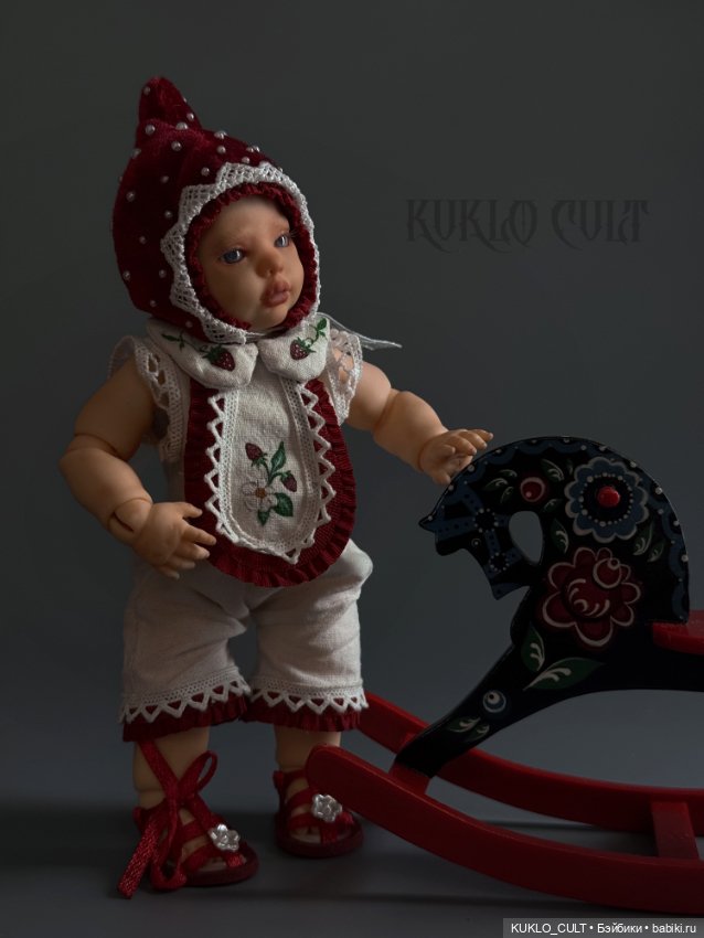 BJD кукла шарнирная с лошадкой-качалкой (фото 6)