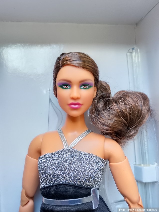 Barbie looks 12 Барби лукс 12 Фрида пышка