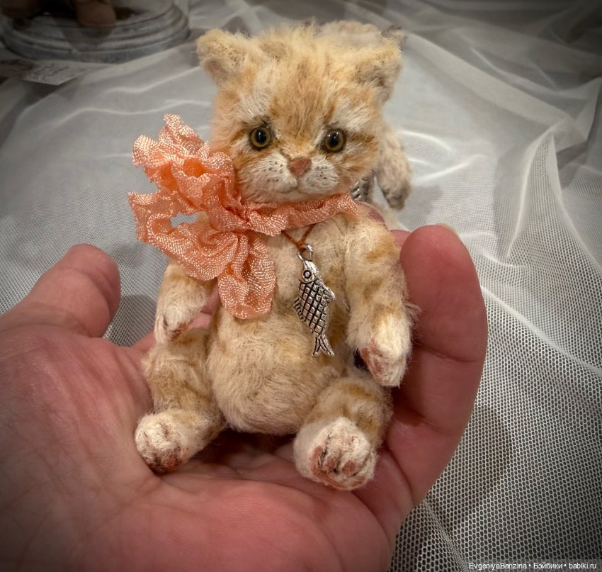 Котёнок на ладошке — Авторские игрушки