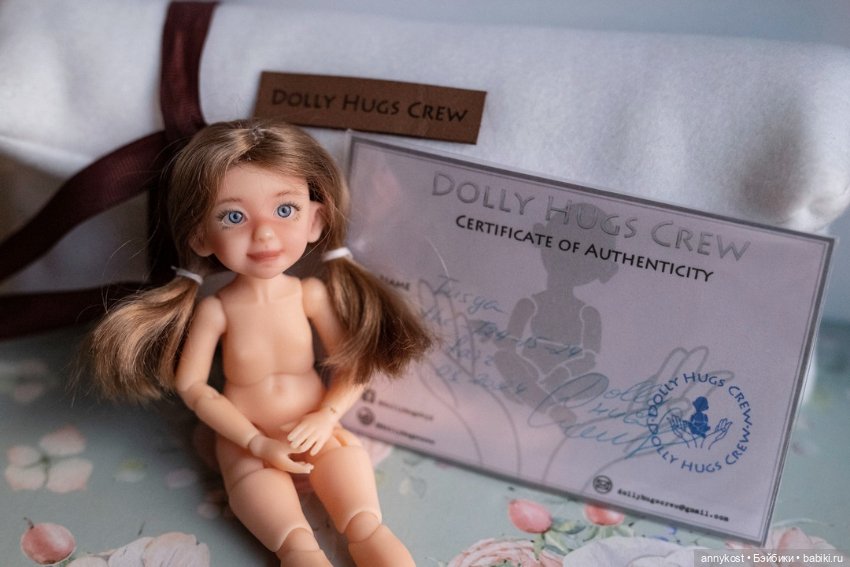 Туся печатная Dolly hugs crew