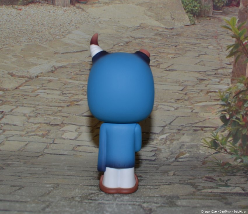 Popmart Zsiga walking into the forest Sprouting №10