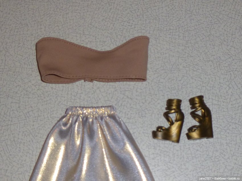 Полный аутфит коллекционной Барби Barbie Basics 2026 новый (фото 2)