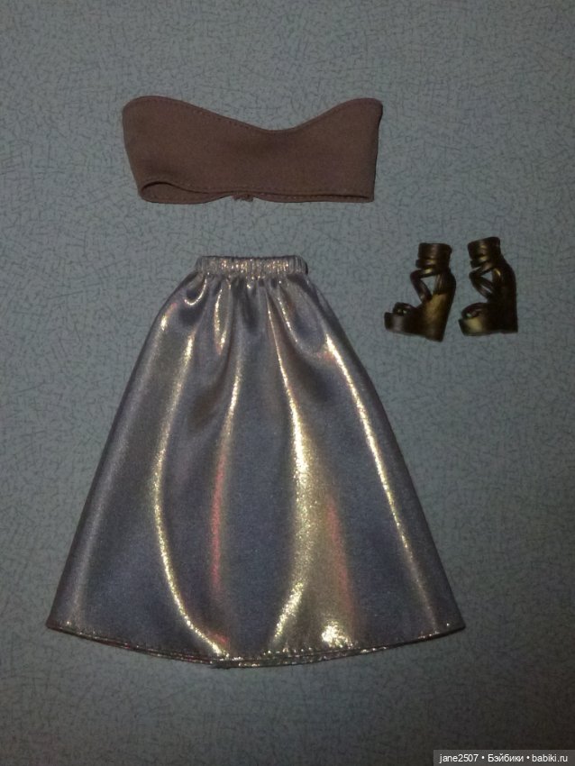 Полный аутфит коллекционной Барби Barbie Basics 2026 новый