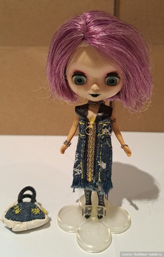 Petite Blythe Spirit and Spice