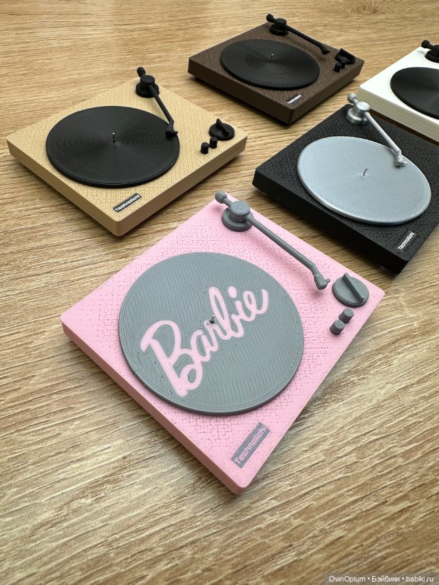 Виниловый проигрыватель 1/6 Barbie (розовый/серый)
