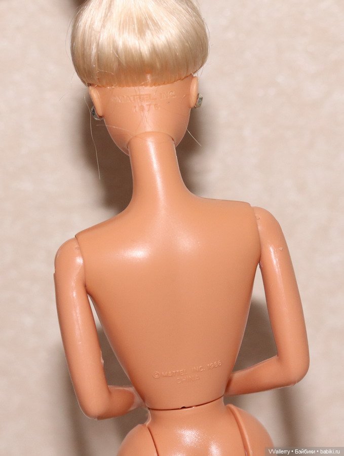 American Beauty Queen Barbie 1991 (фото 4)