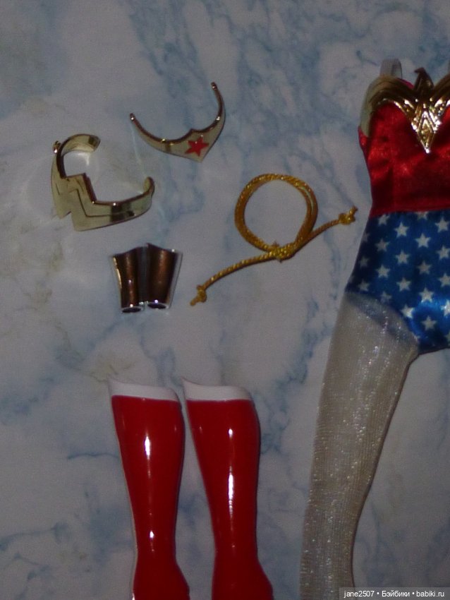 Полный аутфит коллекционной Барби Barbie Wonder Woman 2026 новый (фото 2)