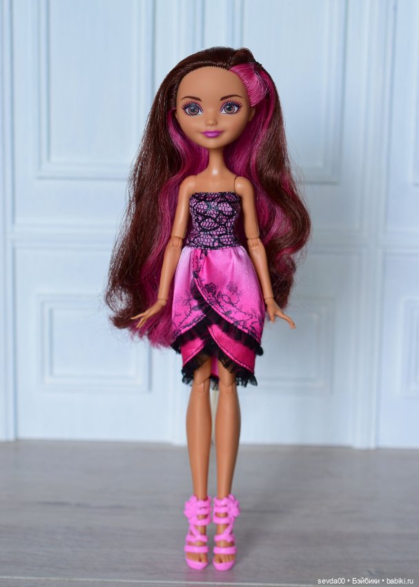 Кукла Ever After High Браер Бьюти (фото 5)