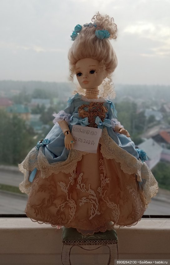 Шарнирная кукла из Ladolla в историческом костюме 18 века эпоха Рококо (фото 6)