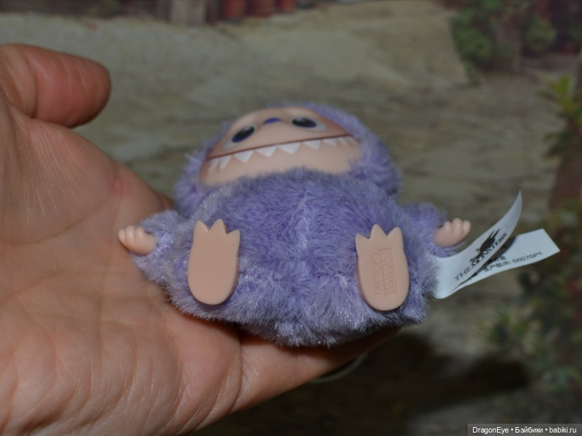 Labubu the Monsters Pin for Love Вопросик