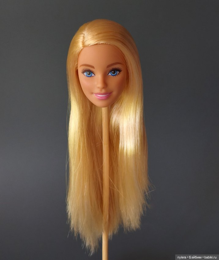Голова Barbie MTM (цветные лосины)