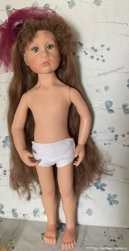 Мэри играет в крикет — Коллекционные куклы