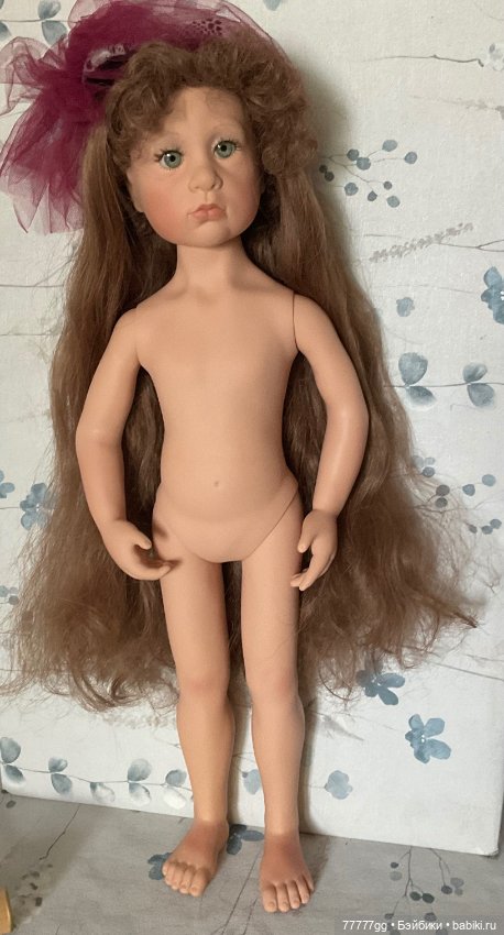 Мэри играет в крикет — Коллекционные куклы