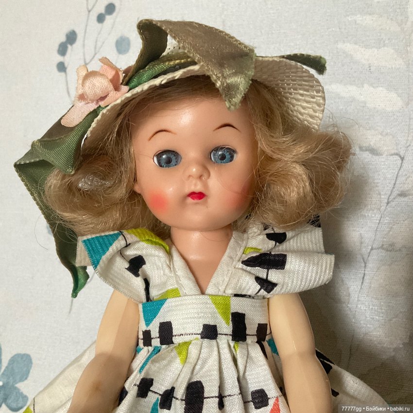 Шагающая Джинечка из 1956 года