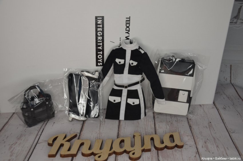 Аутфит частично Travel Togs Poppy Parker и сумочка Ginger Gilroy, Integrity Toys (фото 2)