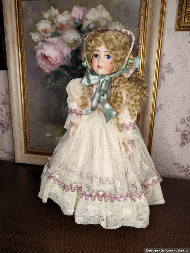 Куклa Веpа oт Мapи Ocмoнд “Fаith” сlub sеriеs Сollector Doll