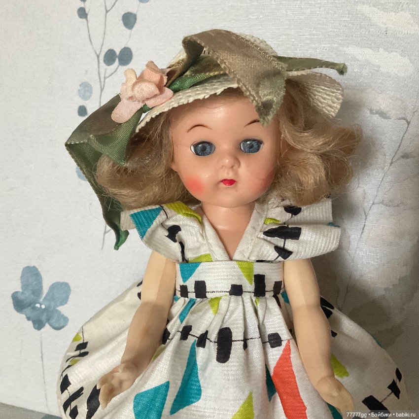 Шагающая Джинечка из 1956 года (фото 2)