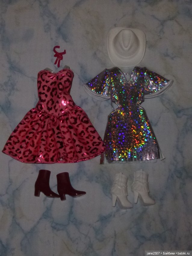Полные новые аутфиты Барби Barbie Fashionistas новые - лот из двух