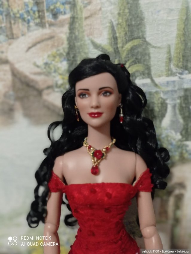 Шарлотта Radiant in Ruby — Фэшн (фото 5)