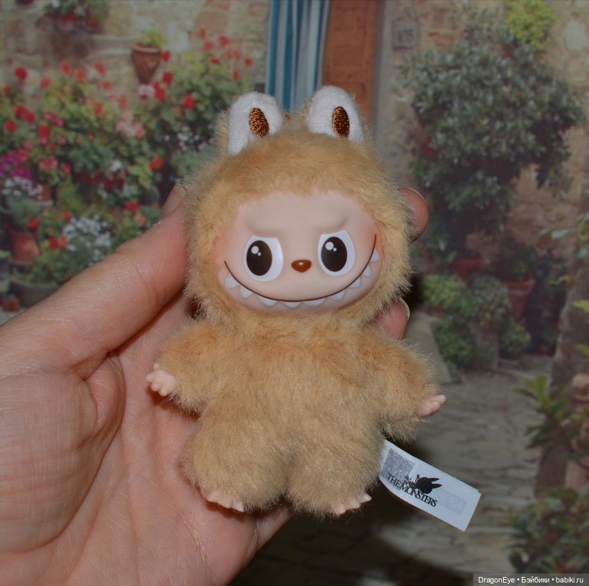 Labubu the Monsters Pin for Love S