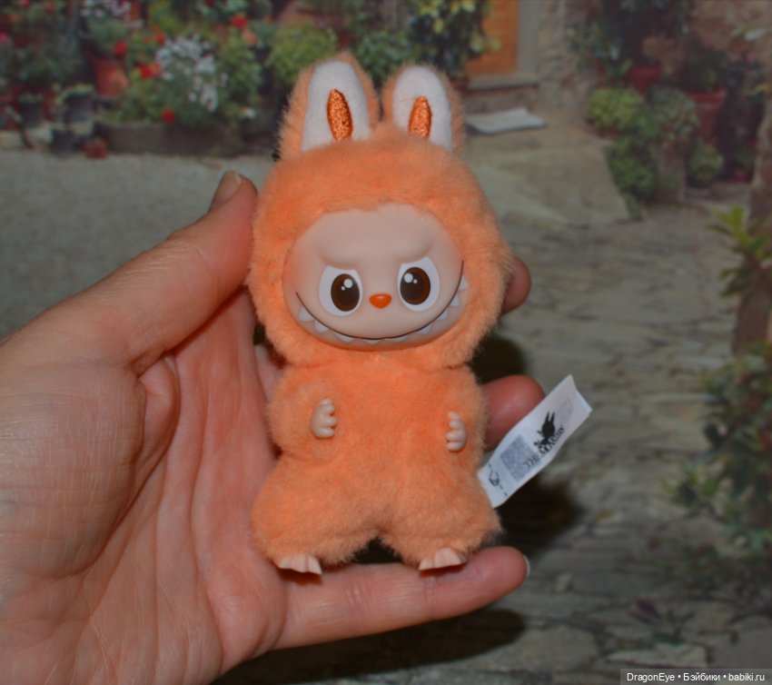 Labubu the Monsters Pin for Love J (фото 7)