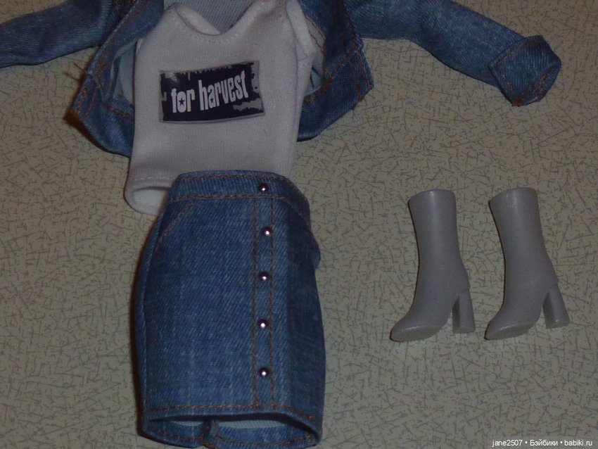 Defa Lucy Fashion новая с родным аутфитом и дополнительной одеждой (размер Барби) (фото 10)