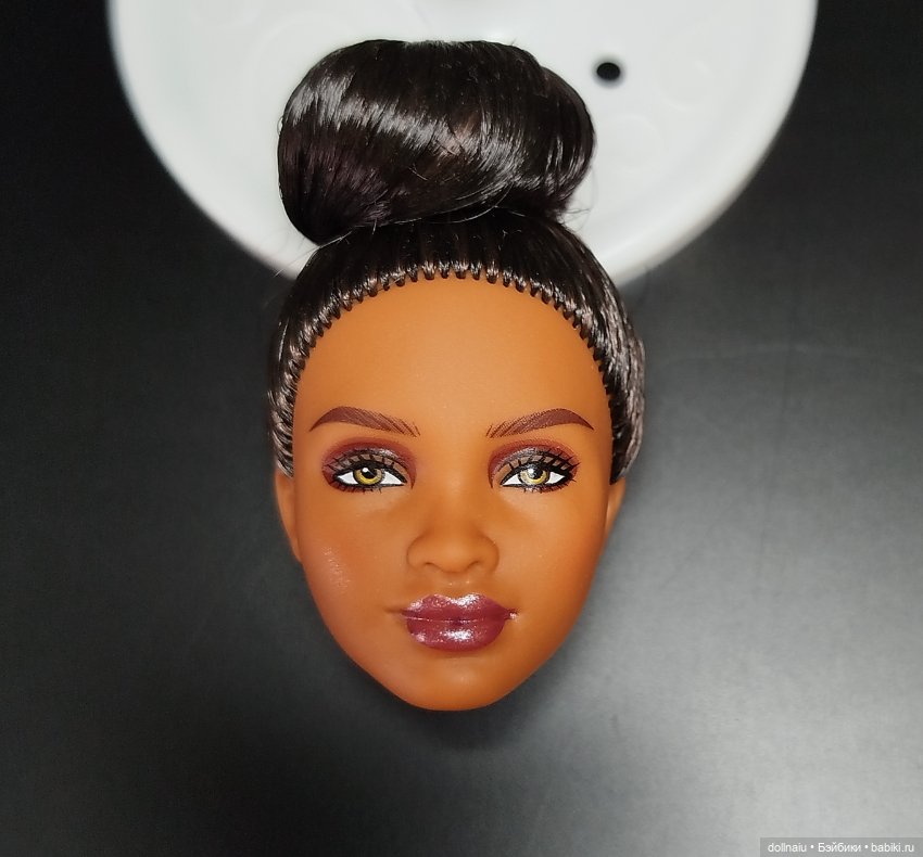 Голова barbie basics model 08 Мбили (фото 4)