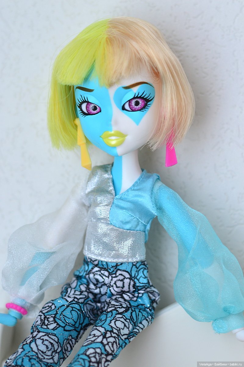 Bratzillas Switch-A-Witch (фото 5)