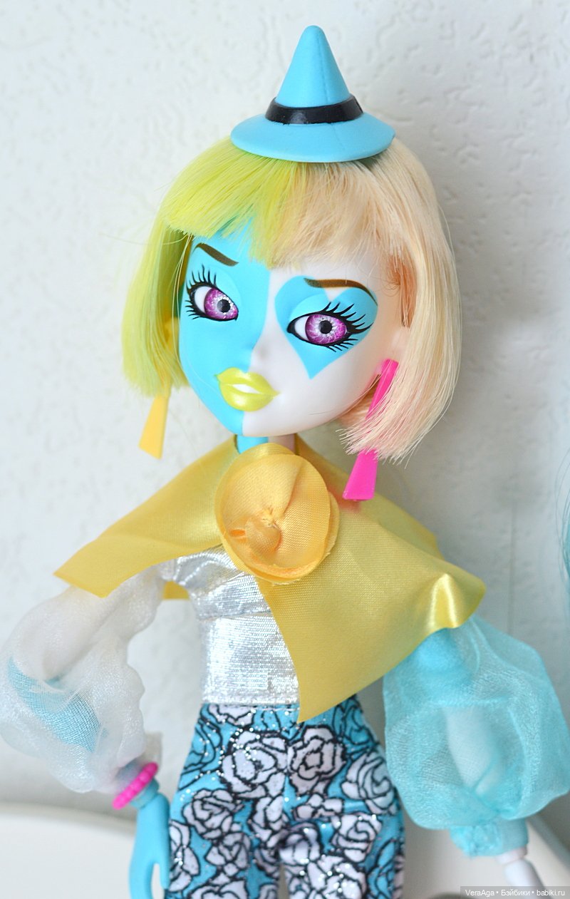 Bratzillas Switch-A-Witch (фото 3)