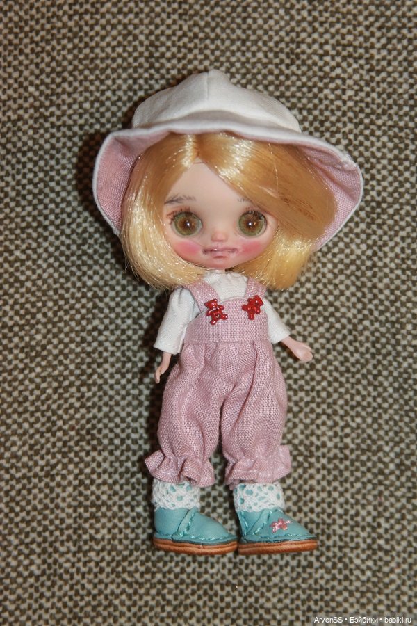 Кастом мини Blythe от Hasbro