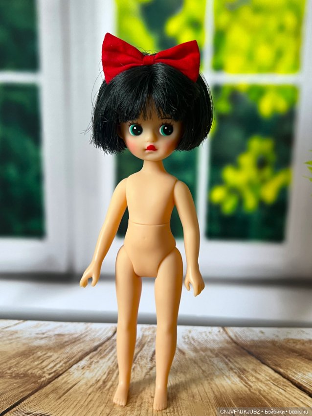 Виниловая кукла LittleBerry (фото 3)