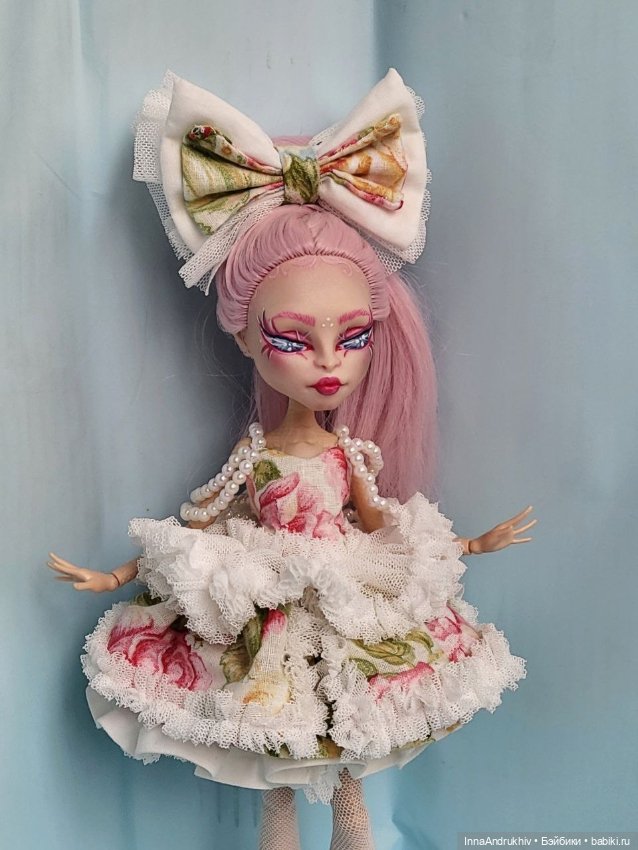 Платье для куклы Monster High