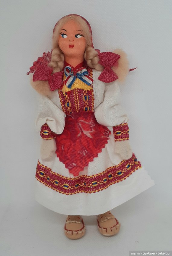 Кукла по типу Lenci в хорватском костюме (фото 6)