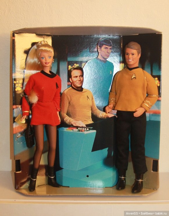 StarTrek Movie Barbie & Ken Gift Set of 30th Anniversary