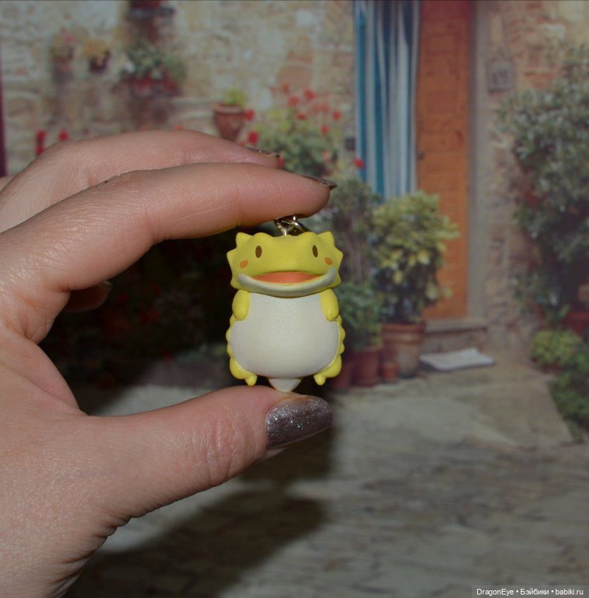 Дракончик-подвеска гасяпон hacyu hacyu charm №2