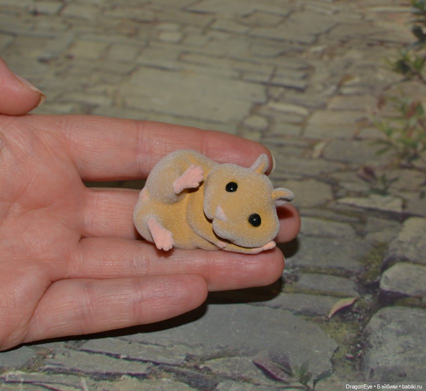 Хомячок гасяпон Qualia Gashapon №5